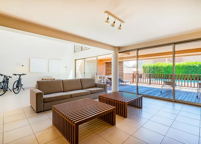 Thera 빌라 알부페이라